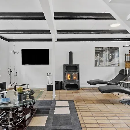 Stunning In Hurup Thy With Wifi Сasa de vacaciones Boddum